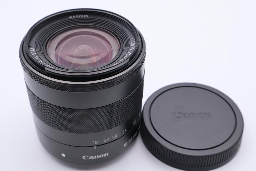 Canon EOS M ＋ 18-55mm ＋ 22mm ＋ Flashなど