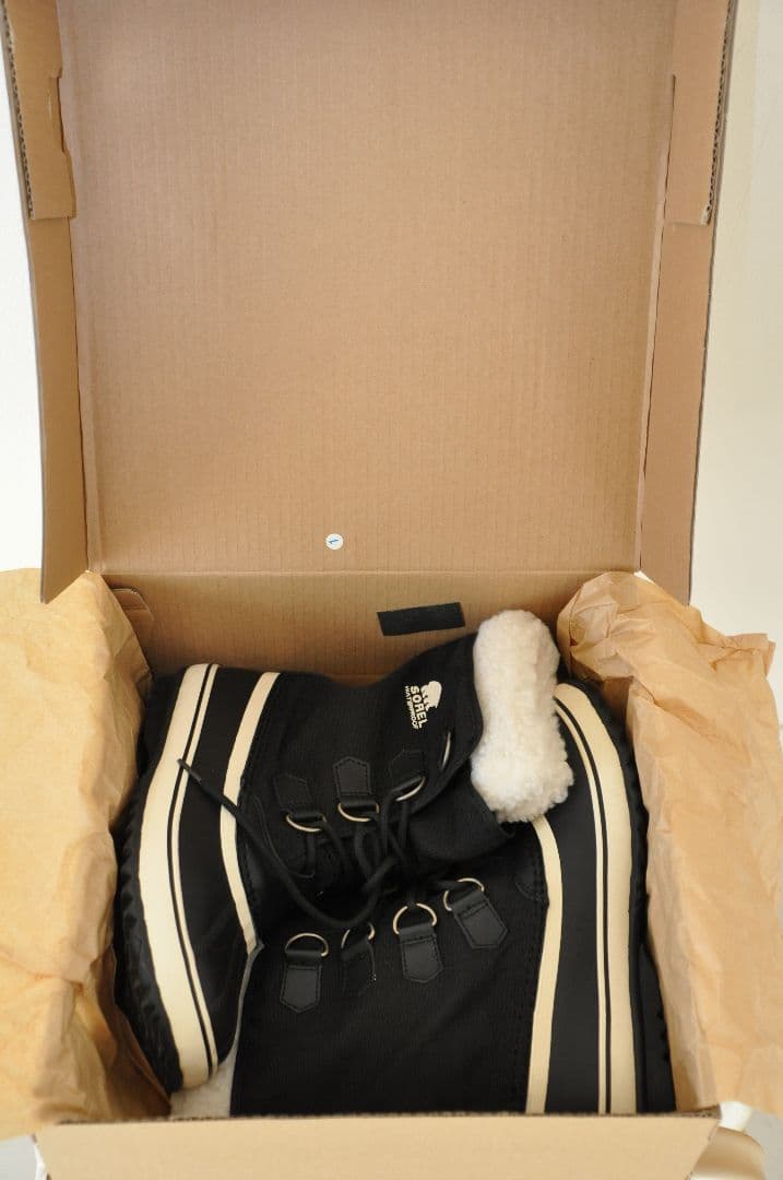 ​【美品・箱付】SOREL ソレル ウィンターカーニバル 25cm Black