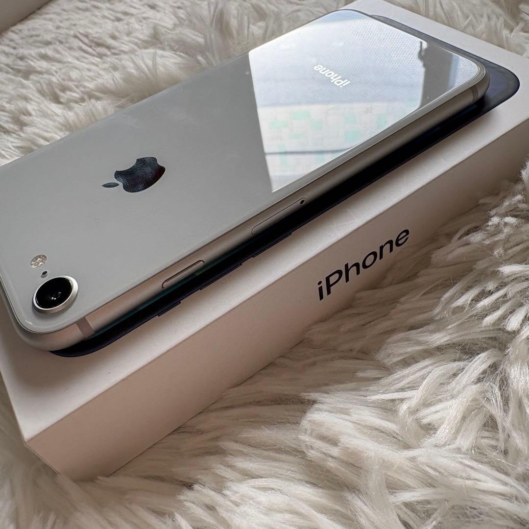 【レアOS】iPhone 8 64GB SIMフリー 【ほぼ未使用】