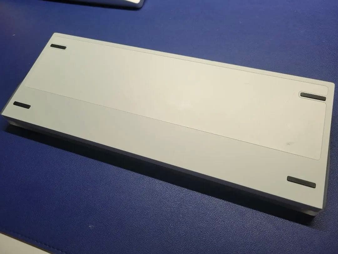 Qwertykeys QK60 Clear&IceWhite ベアボーンキット