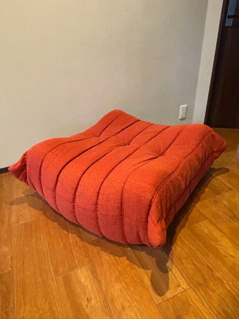 【G】ligne roset リーンロゼトーゴ　1p