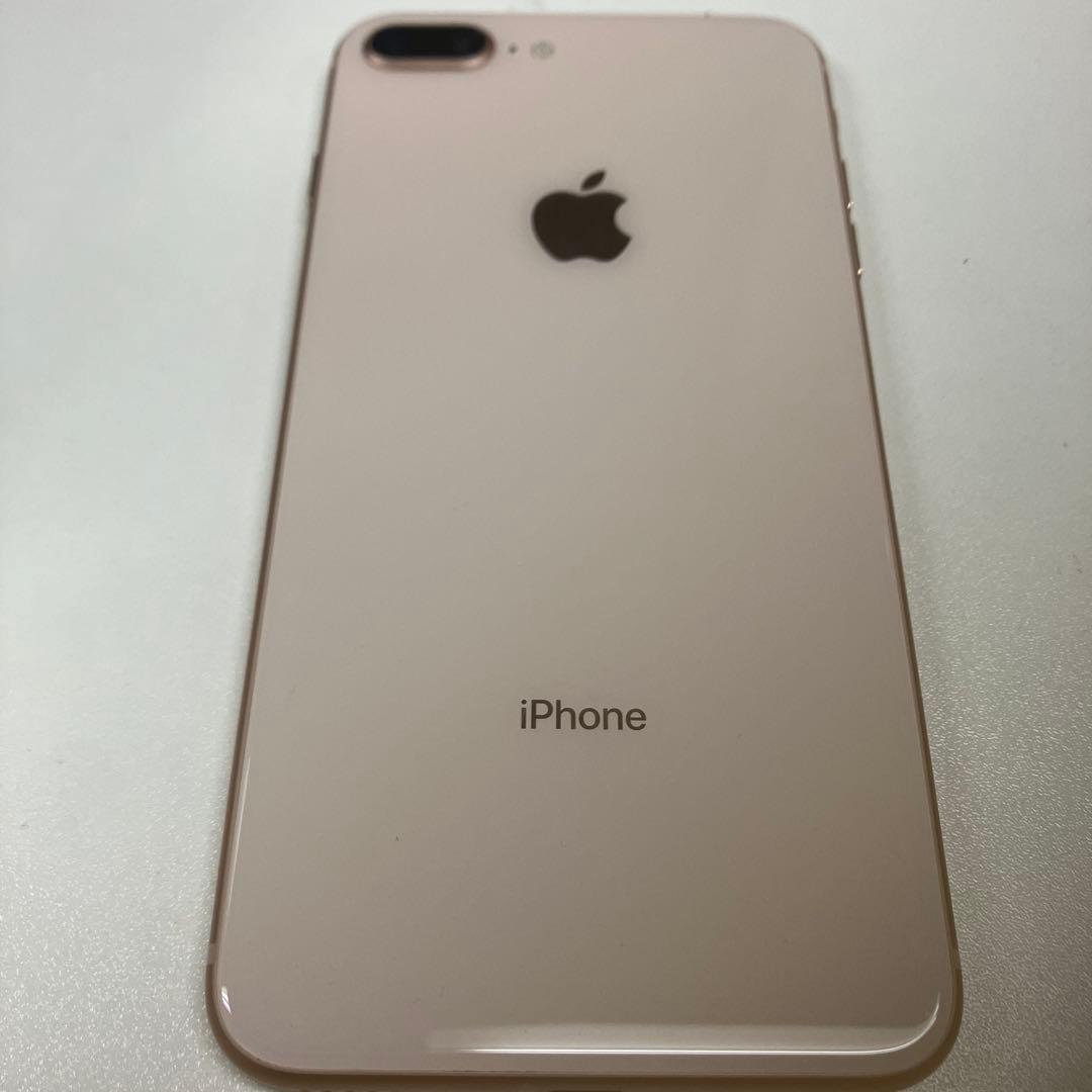 iPhone 8 Plus ゴールド