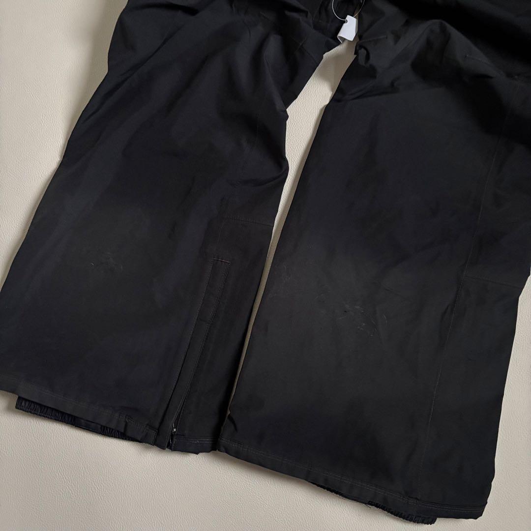 2457【美品】バートン ビブパンツ ゴアテックス スノボウェア 黒 つなぎ