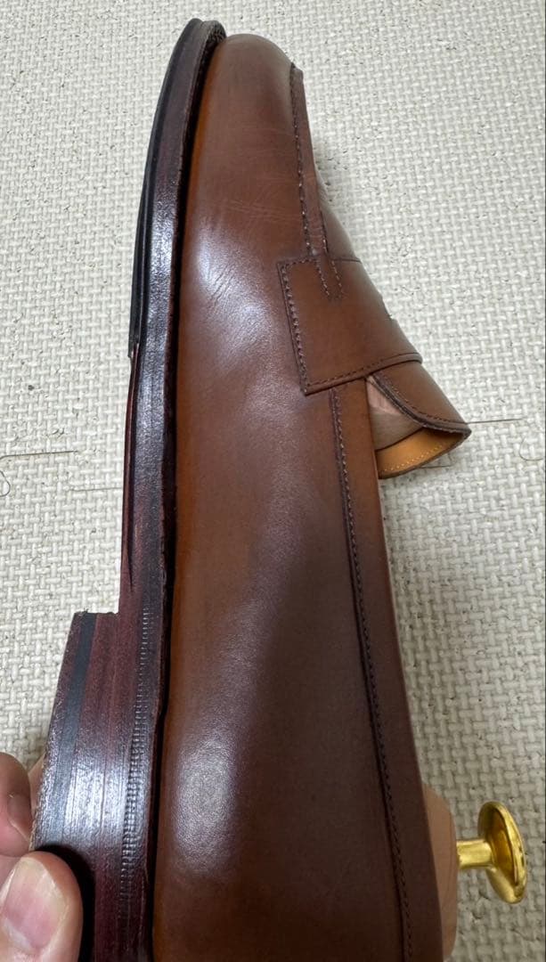 ジャランスリワヤ　ローファー