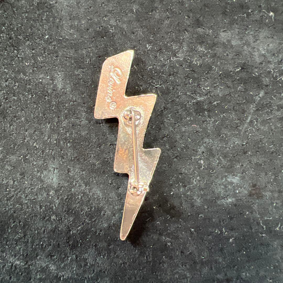 undercover稲妻型ピンバッジ