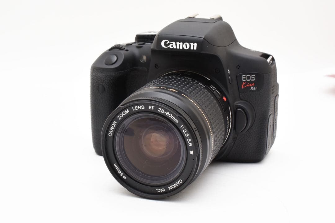 一眼レフカメラ CANON EOS Kiss X8i/標準レンズセット