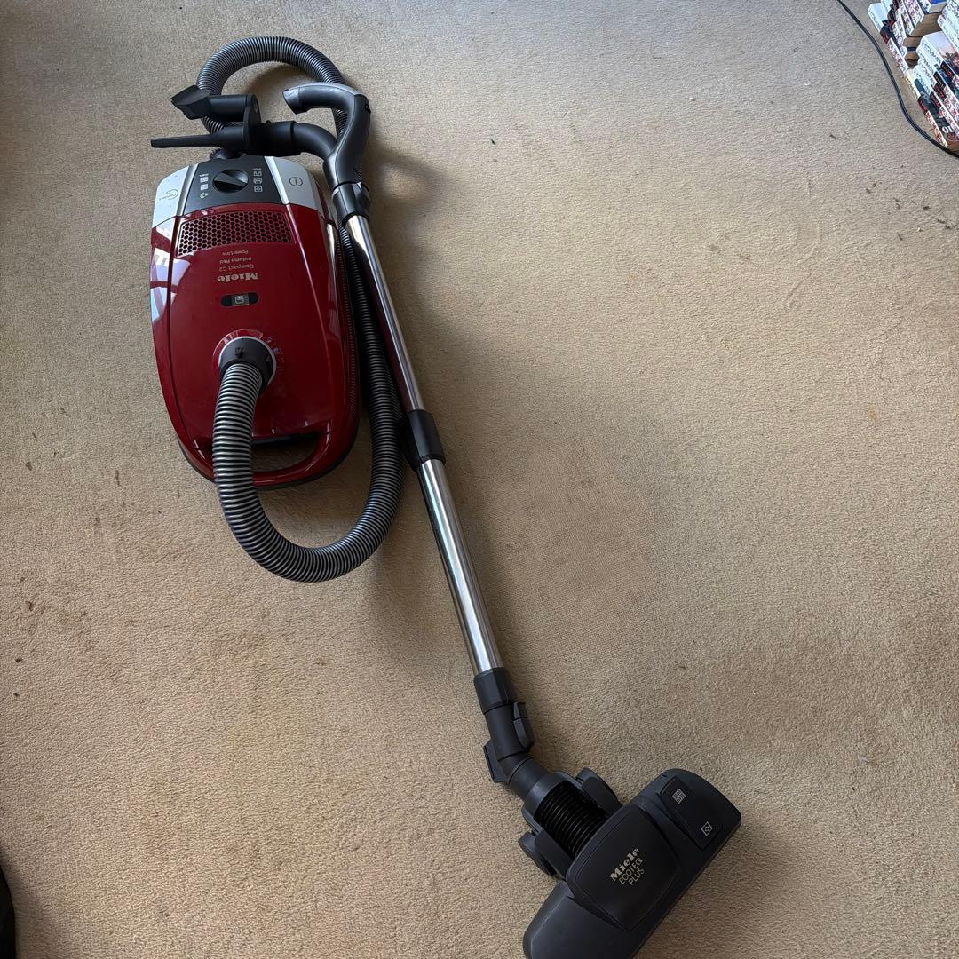 キッチン家電 Miele Compact C2 Autumn Red