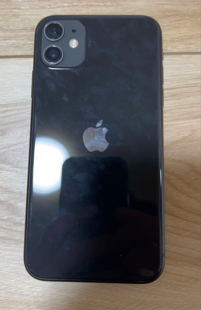Apple iPhone 11 ブラック(液漏れあり)