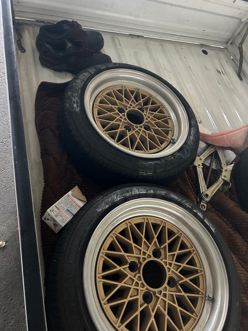 114.3 ４穴 メッシュホイール タイヤ付き