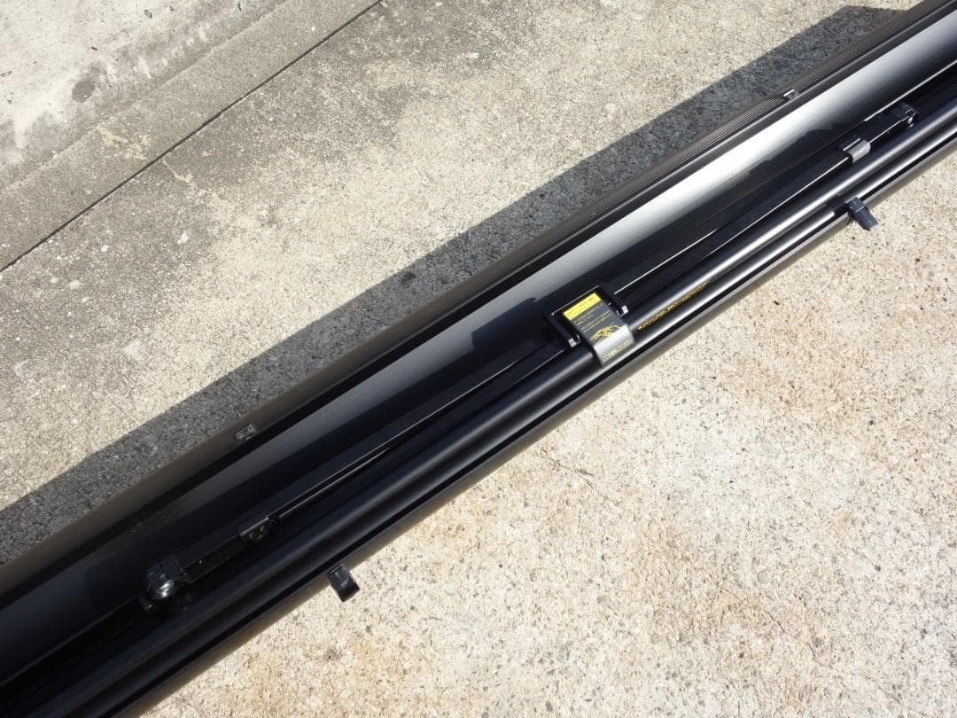 M▽イズミコスモ プロジェクタスクリーン 80インチ 自立式 (38756)