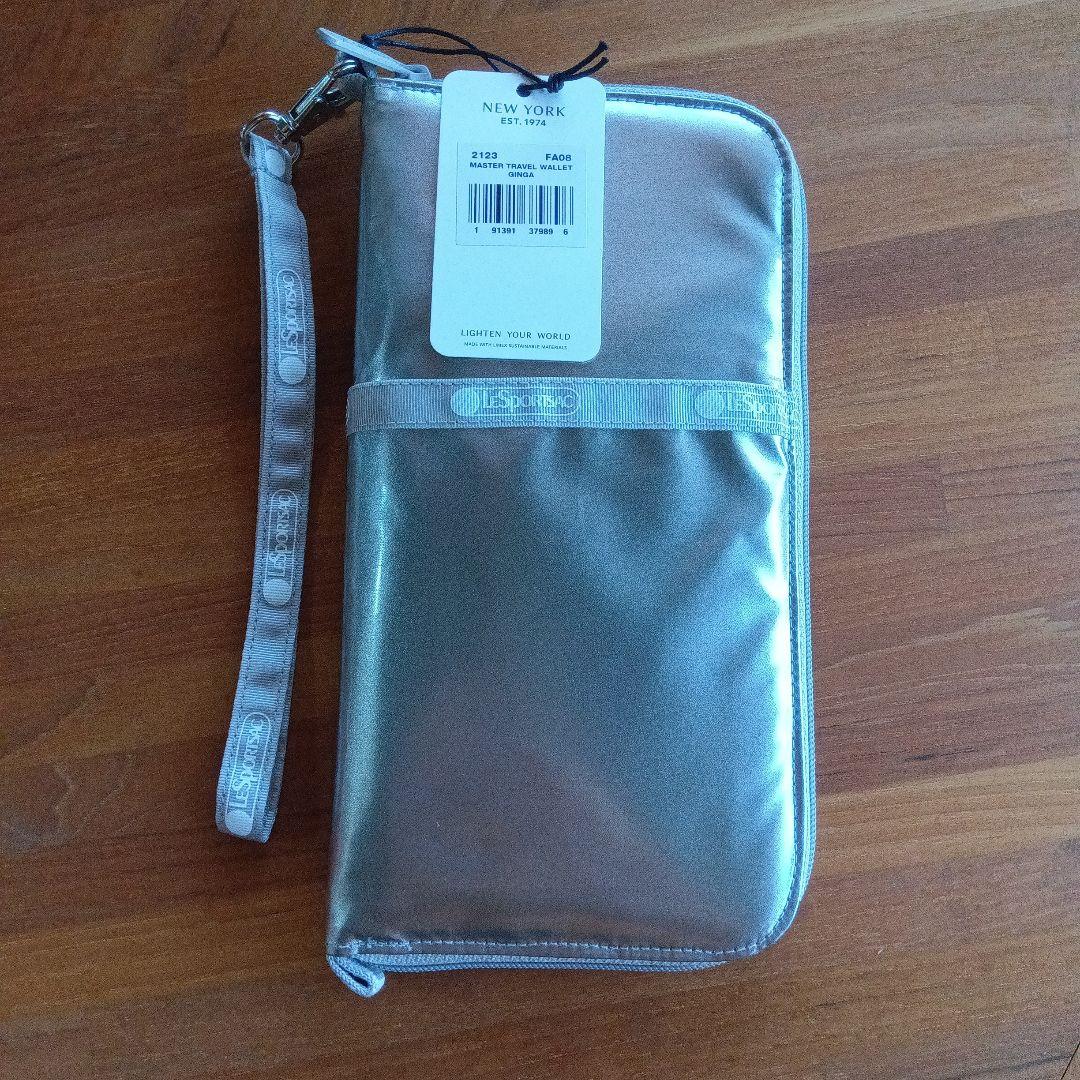 ひとりっぷ(R)×LeSportsac MASTER TRAVEL WALLET