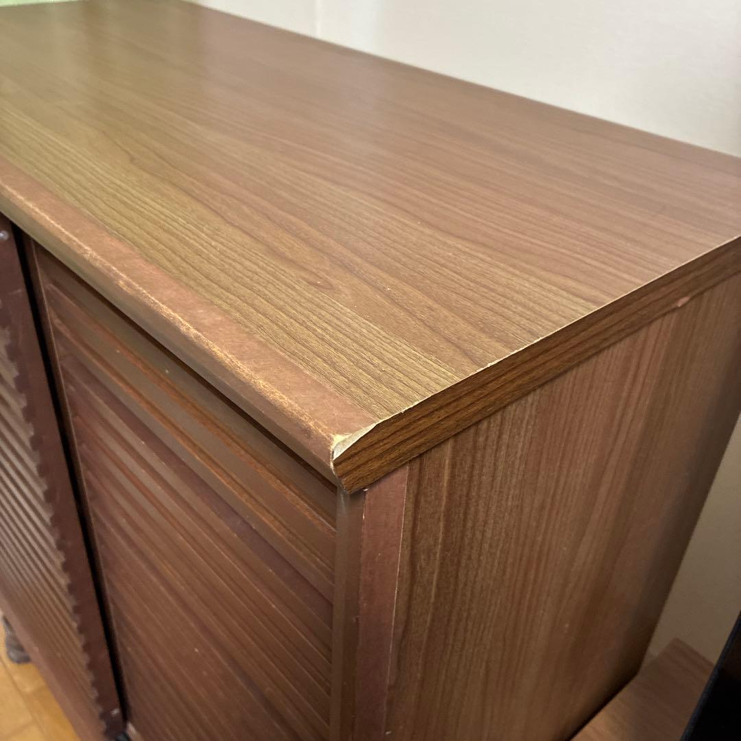 最終値下げ　国産　木製ルーバー扉収納ラックサイドボード　可動棚　幅80cm