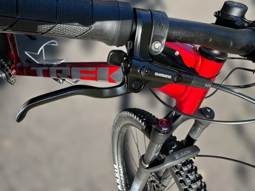 【引取限定】TREK Marlin 7 Gen 3 XL 2026