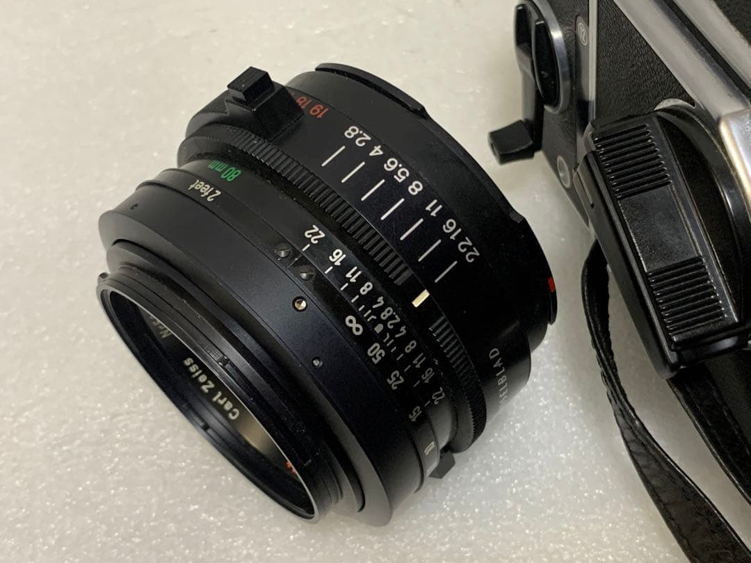 フィルムカメラ HASSELBLAD 2000FC Planar 1:2.8 80mm