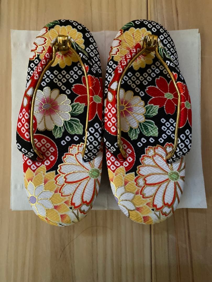 美品　七五三　3歳女の子用着物セット　花柄