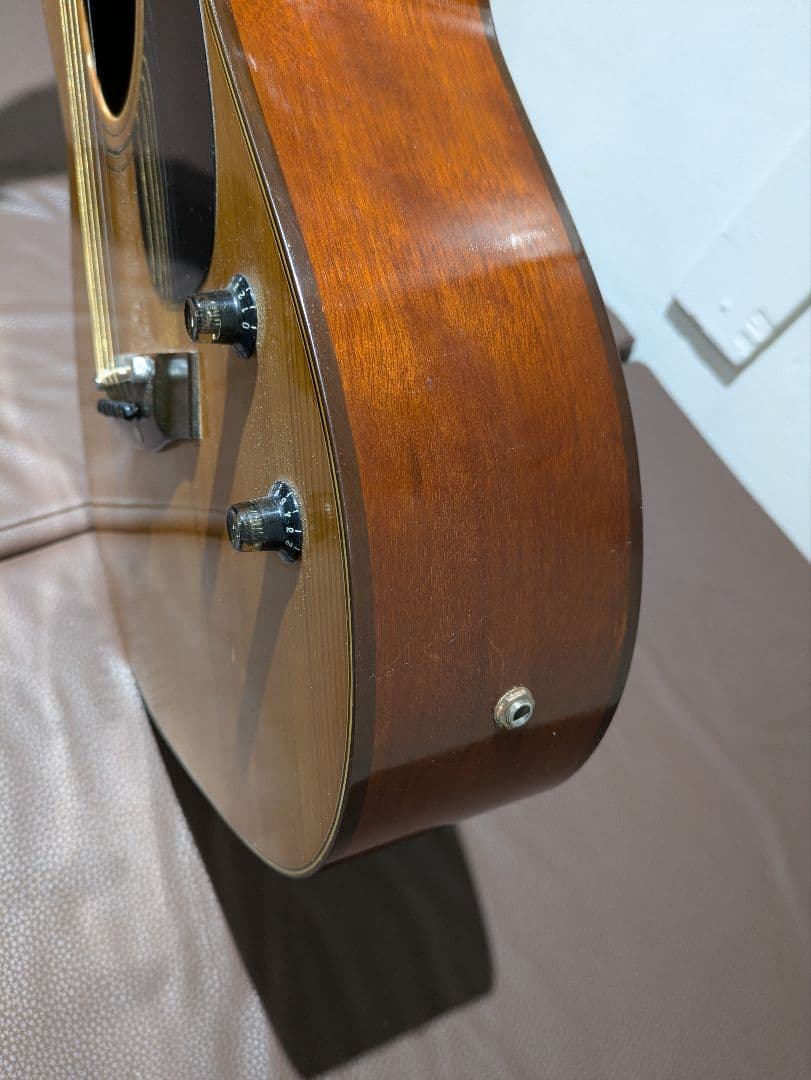 ジャパンビンテージアコースティックギター