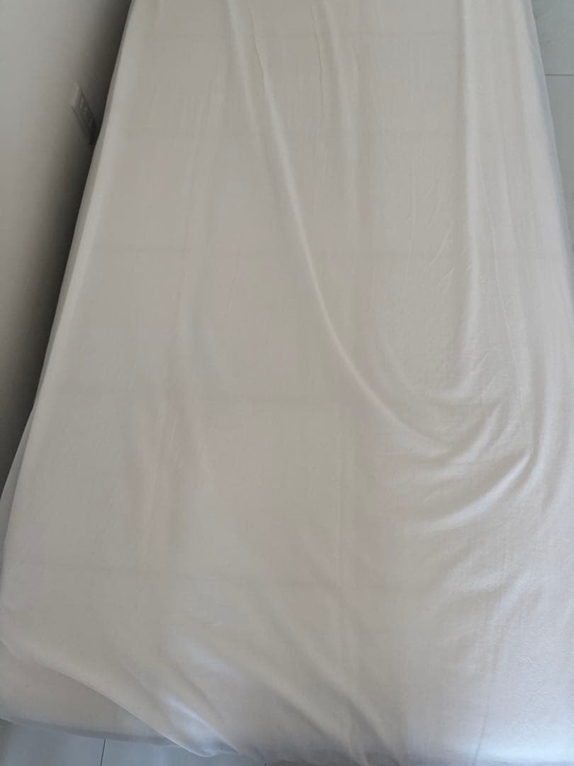 Avenco アベンコ　マットレス　シーツと汗取りパット付き　美品