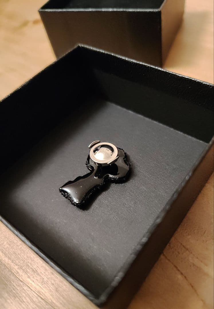 小林モー子_Moko Kobayashi／カギ（シルバー）PIN