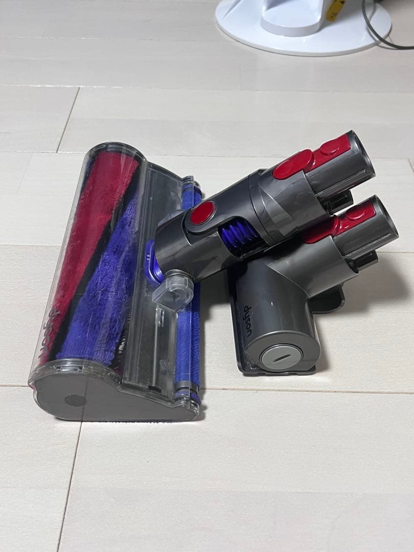 セット販売 dyson V10 スティッククリーナー 収納ドッグ付き