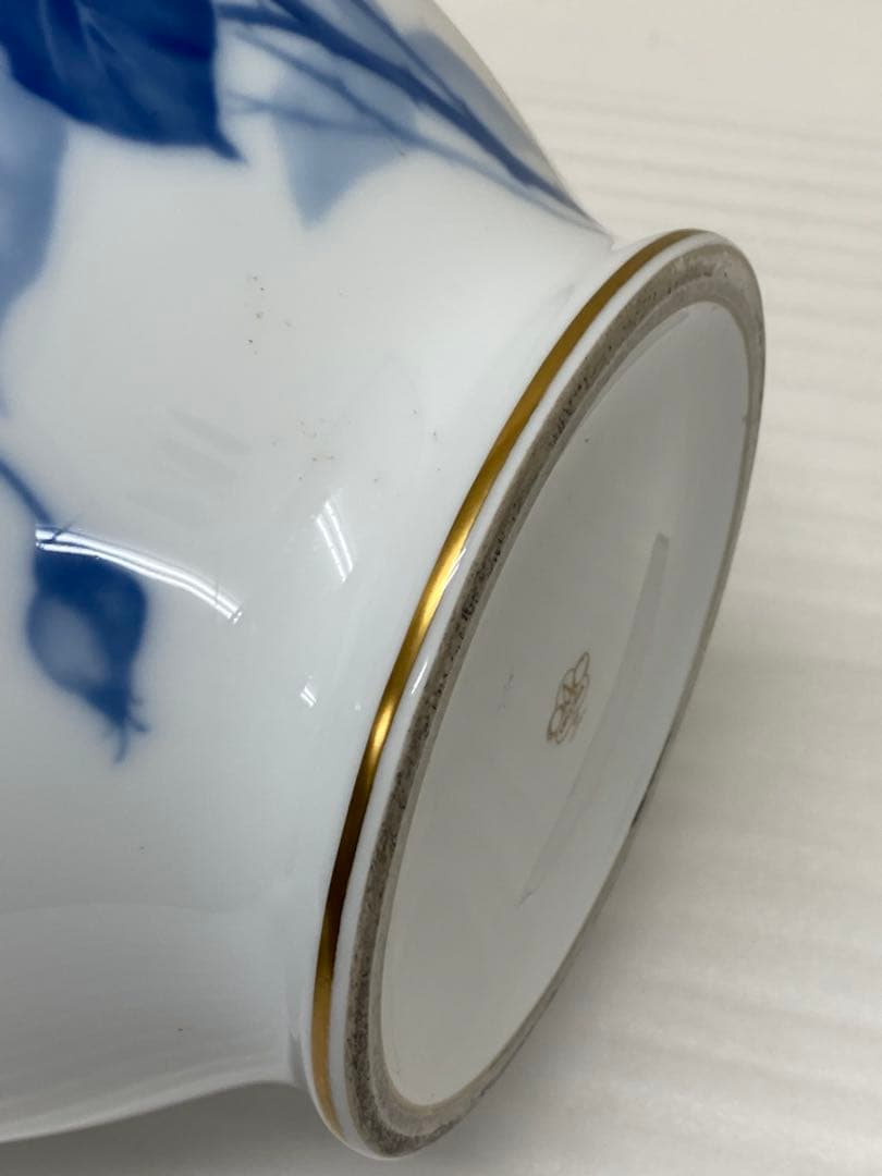 3-3288 大倉陶園　ブルーローズ花瓶