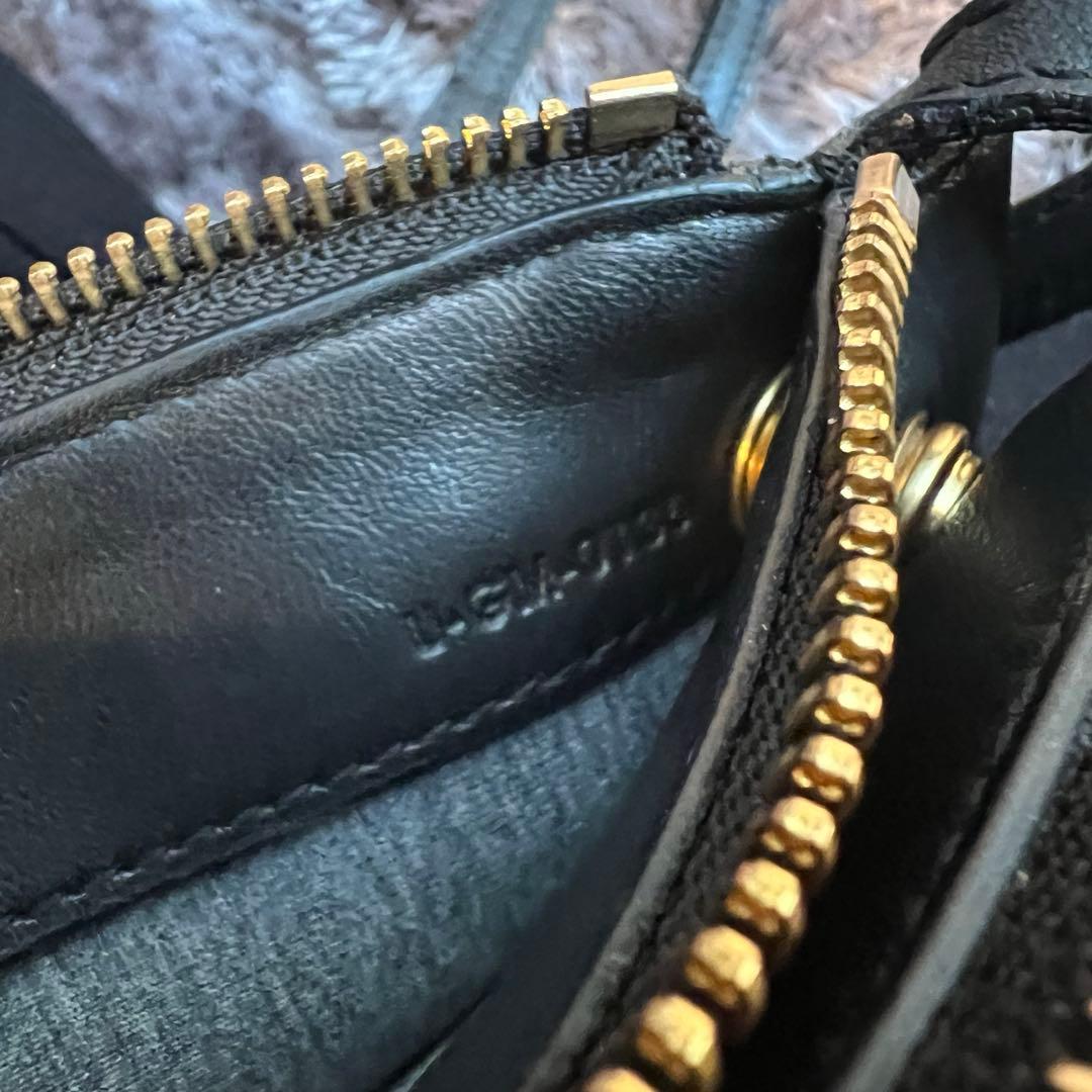 セリーヌ　トリオ　スモール　ショルダーバッグ