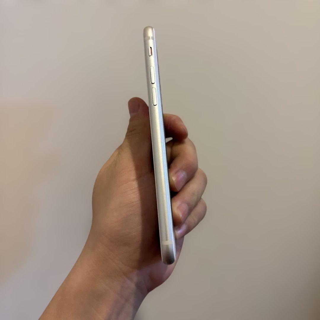 Apple iPhone SE3（第3世代） （特別仕様 / ホワイト）