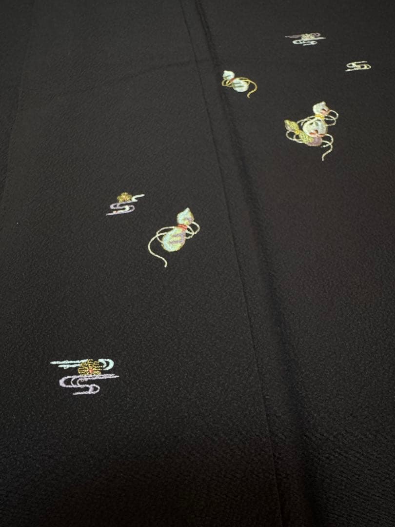 【銘品新品】京都老舗銘店「ゑり善」深紫色 日本刺繍手刺繍「瓢箪 観世水文様」