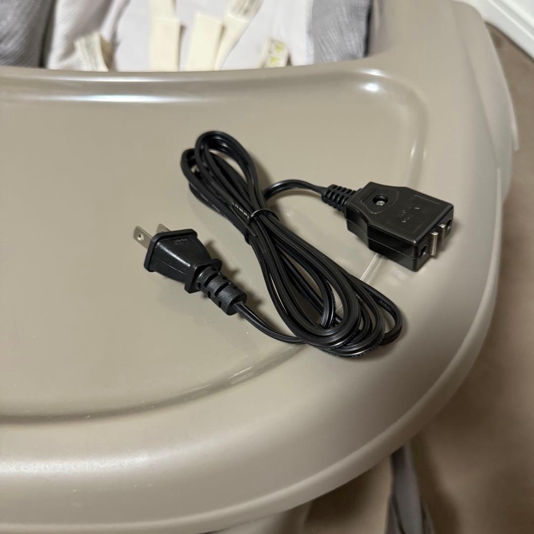 Combi ベビーザらス コンビ ネムリラ オートスウィング Simplight