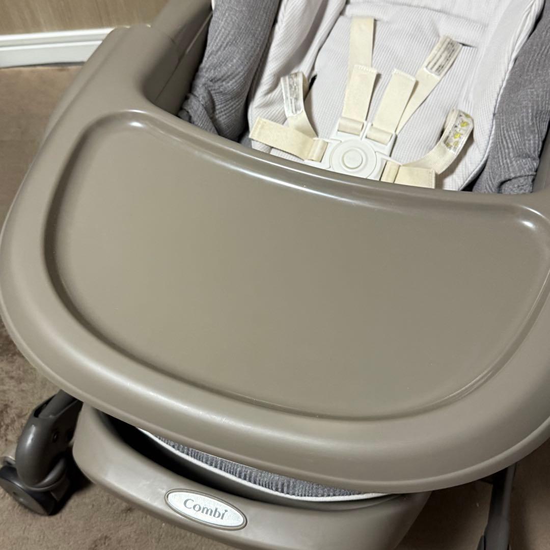 Combi ベビーザらス コンビ ネムリラ オートスウィング Simplight