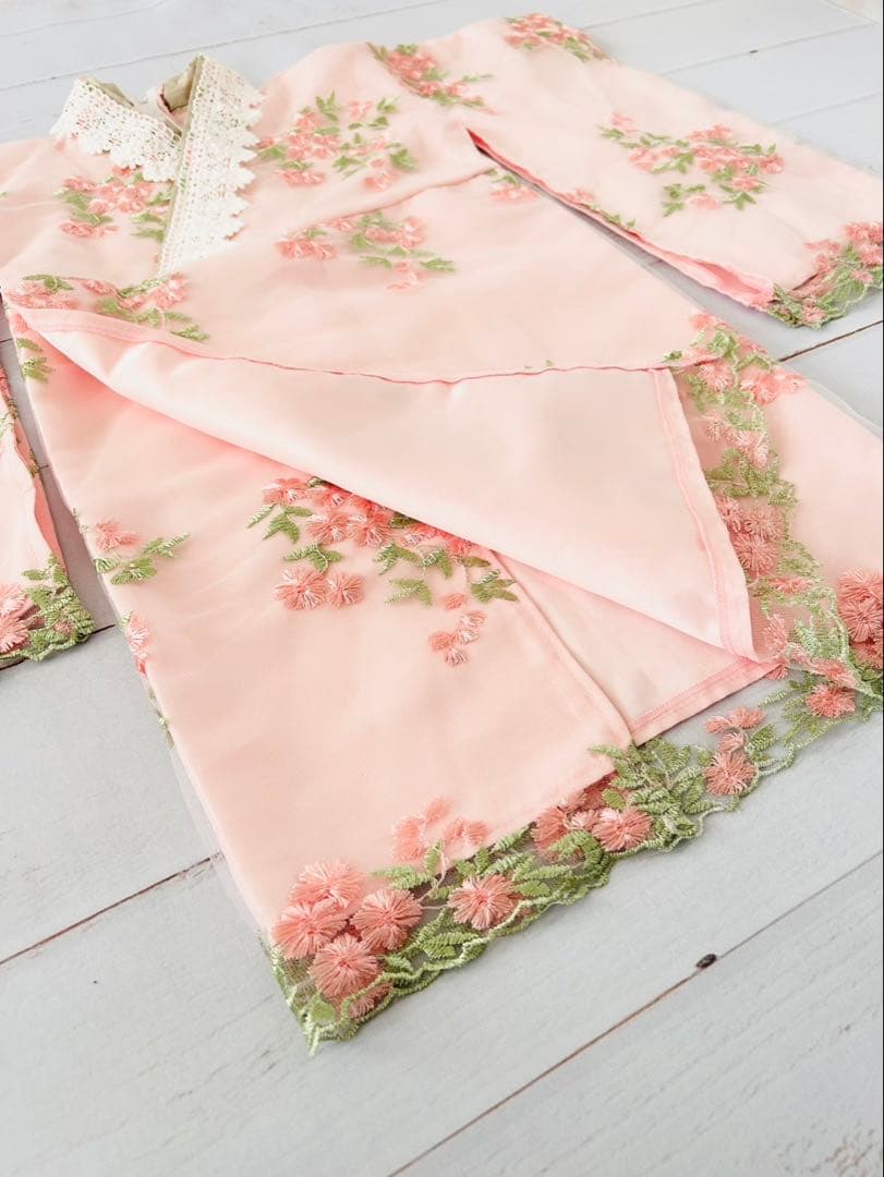 キャサリンコテージ　着物ワンピース& 被布セット＋七五三用草履スリッポン　３歳