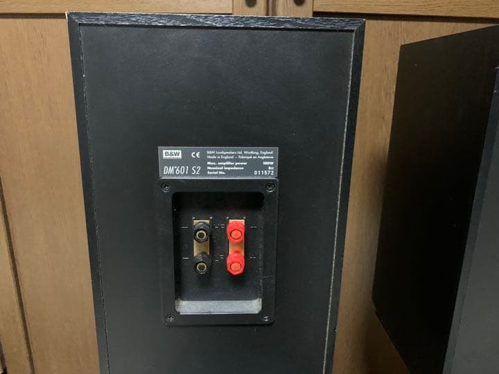 B&W オーディオスピーカー　DM601 S2