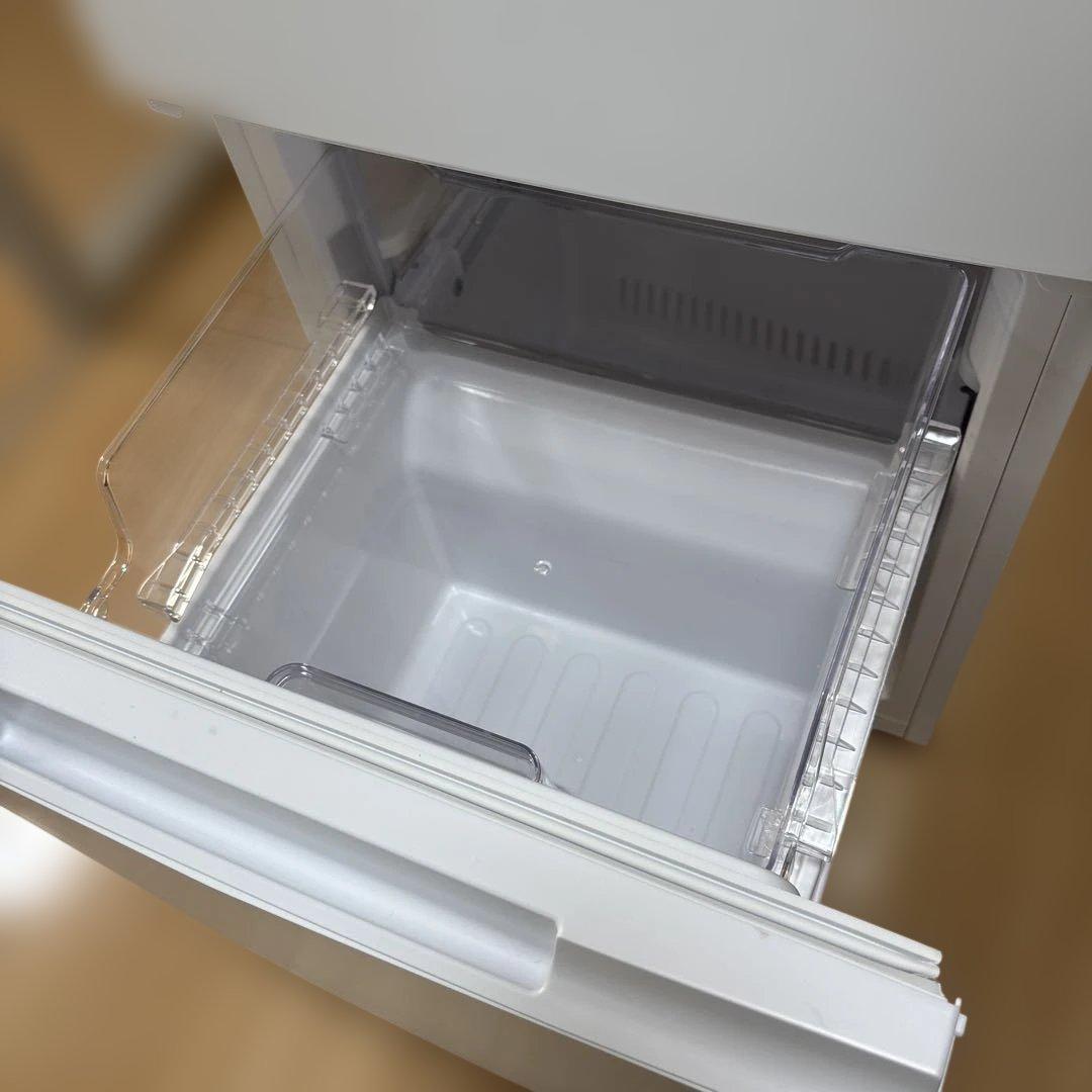 【美品】シャープ 冷蔵庫 SJ-D15K-W 2024年製 ホワイト 152L