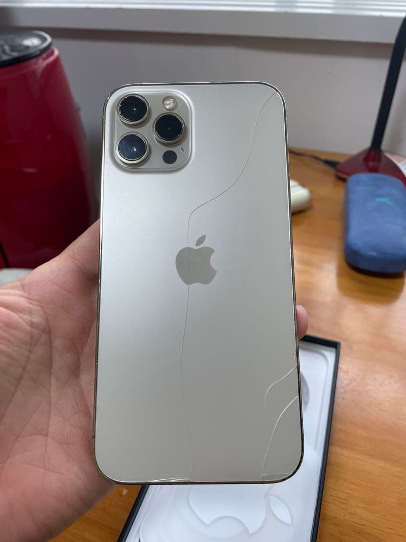 iPhone 12 pro max 128gb ゴールド