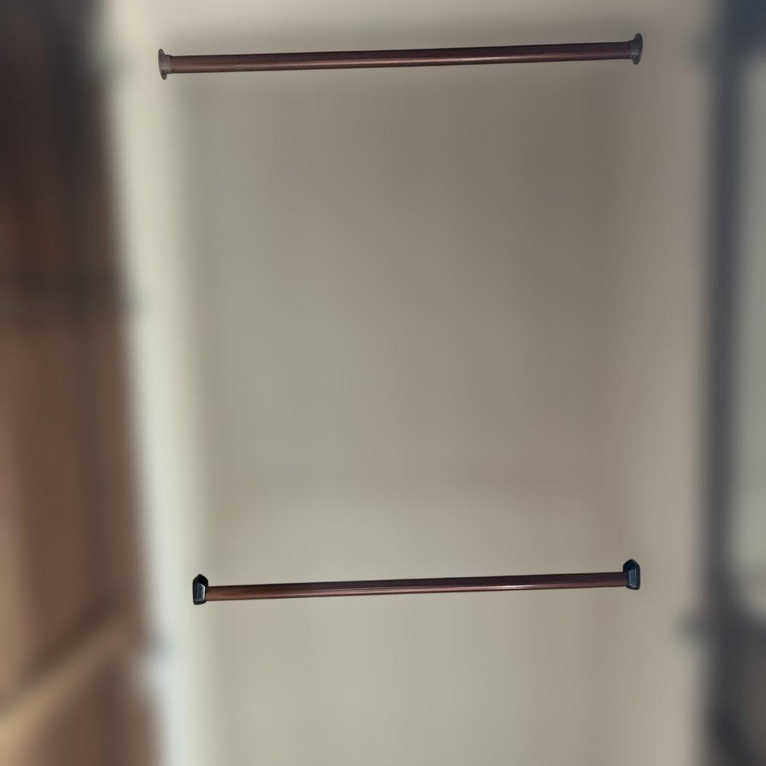 ダークブラウン木製スリットデザイン箪笥