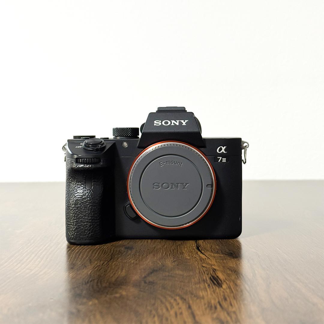 SONY α7III ボディ 元箱・説明書付き 動作良好