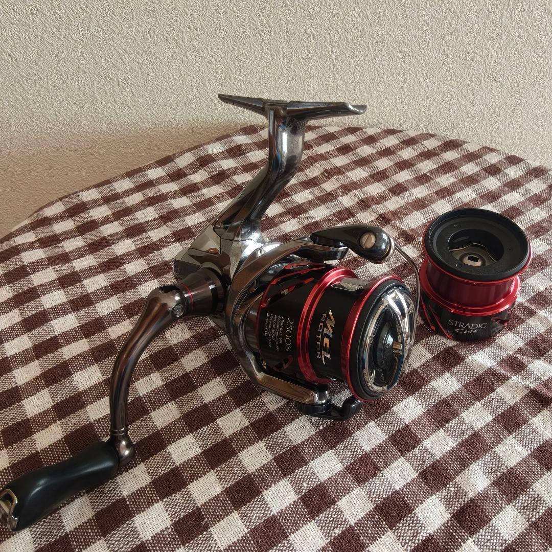 【替スプール,スタンド付き】シマノ 16ストラディック CI4+ 2500HGS