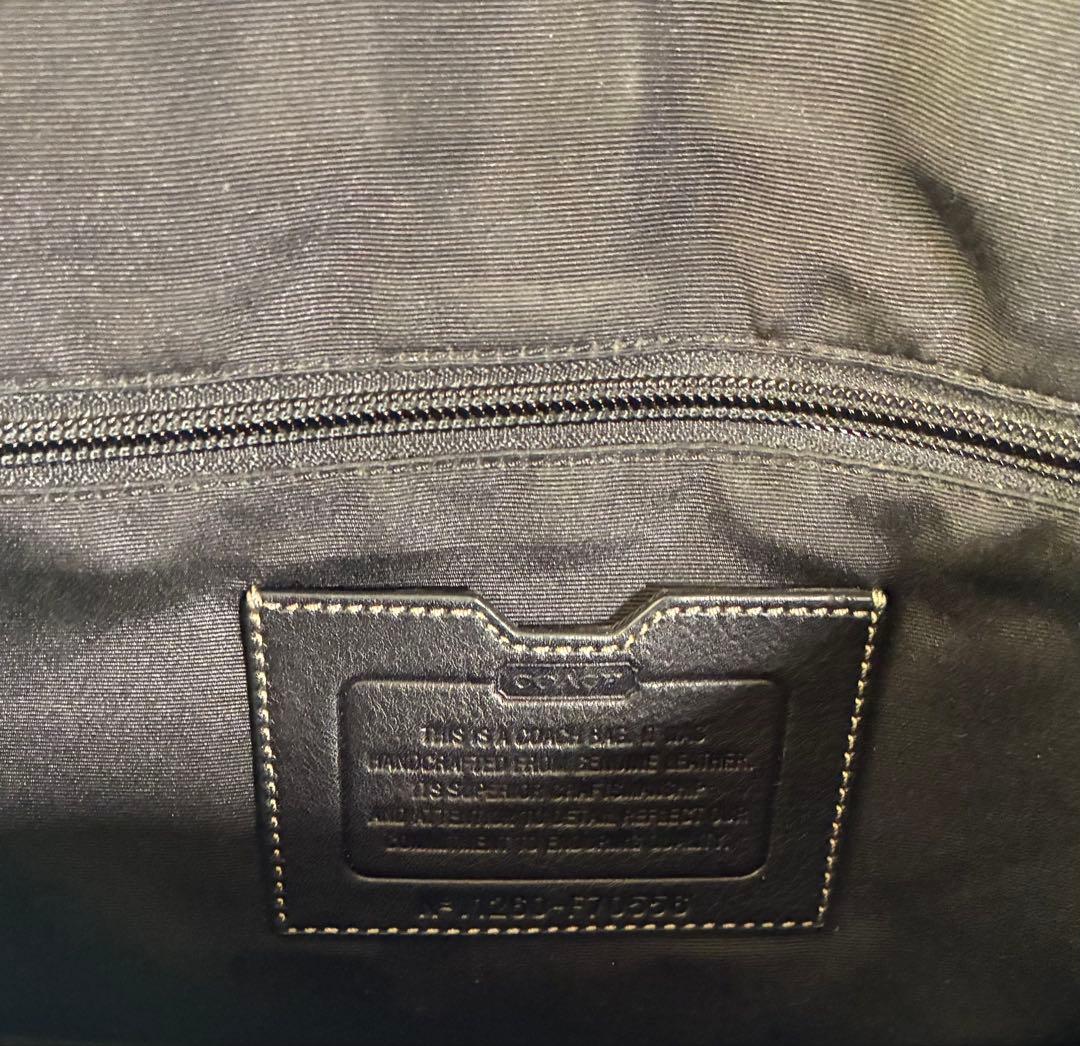 COACH ブラックレザー ショルダーバッグ