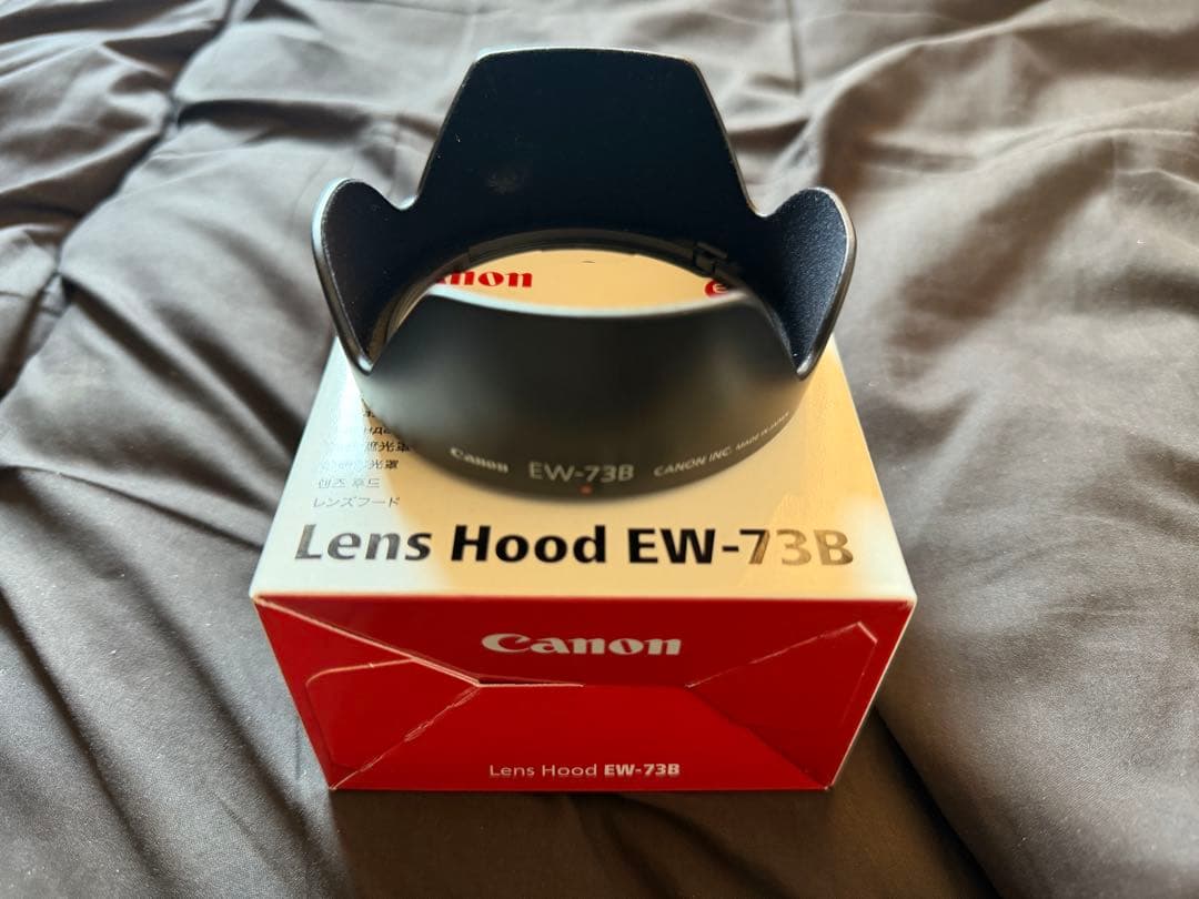 極美品！Canon EF-S 18-135mm レンズ + EW-73B