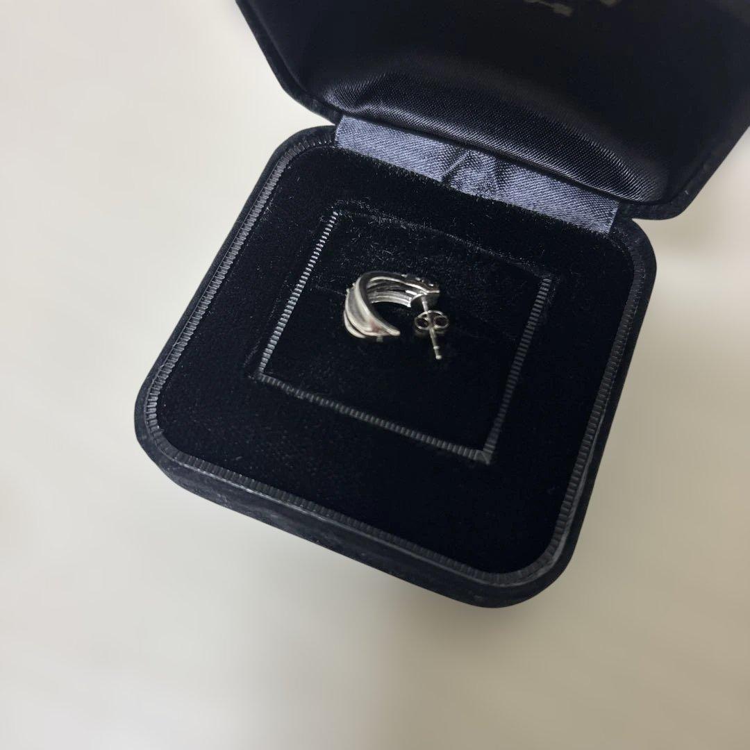 【TASAKI】タサキ　メレダイヤホワイトゴールド　ピアス　片耳⭐️週末sale⭐️