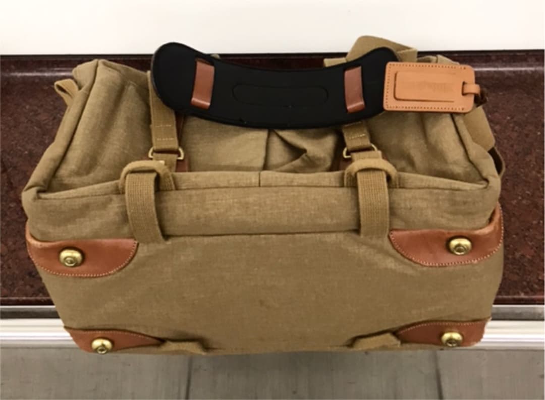 英国製プロ用 カメラマンバッグ  美品中古 再値下げ