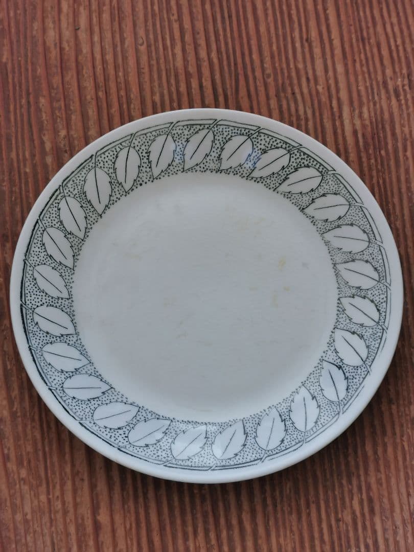 ヴィンテージ スウェーデン イェフレ ブラード リーフ 葉の線描と点描 プレート