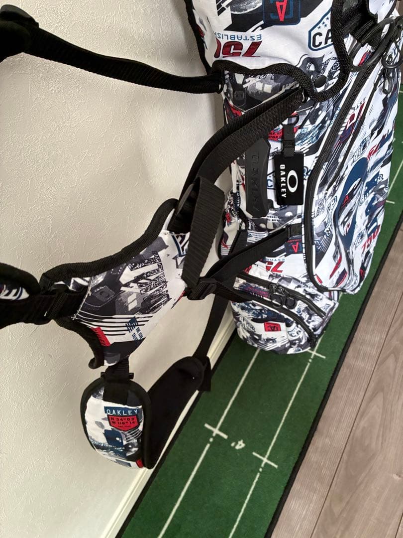 OAKLEYキャディバッグ