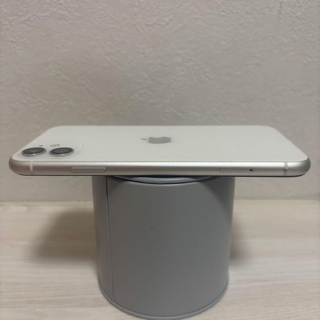 N*!様 Apple iPhone 11 ホワイト 本体 64G