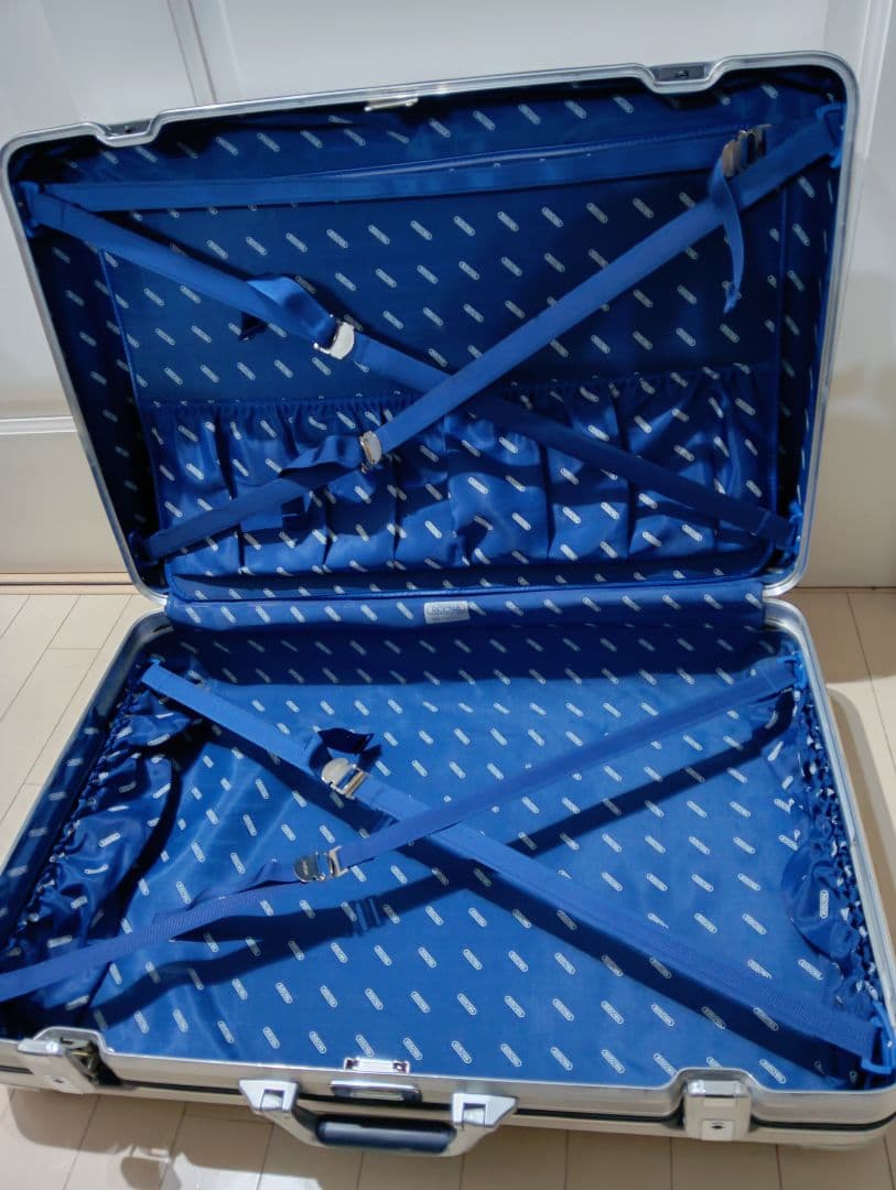 希少 廃盤品 RIMOWA silver Integral 2輪 青ロゴ