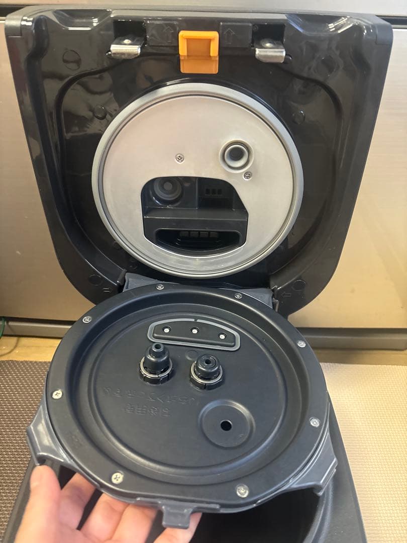 炊飯器 NW-YA10 ブラック 1.0L-2023年製