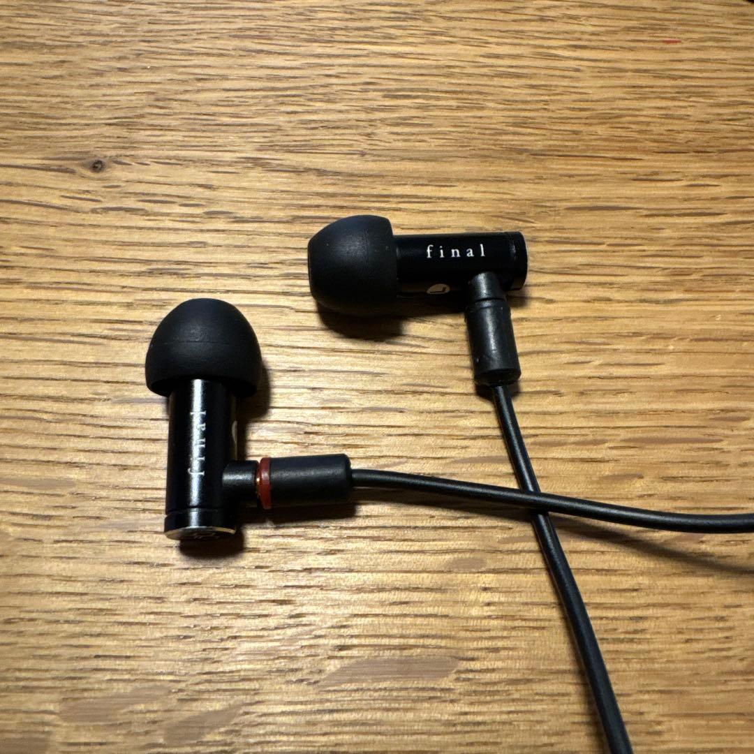final カナル型有線イヤホン　E4000 ファイナル
