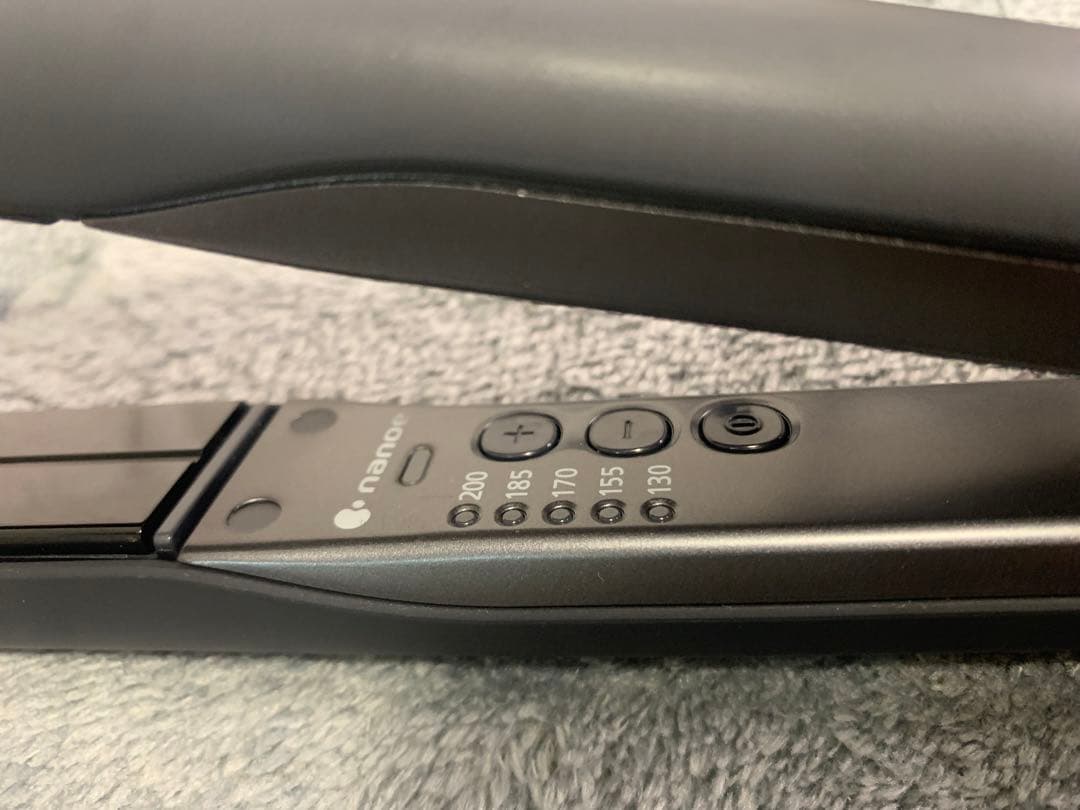 【比較的美品】Panasonic ナノケアストレートヘアアイロンEH-HS0J