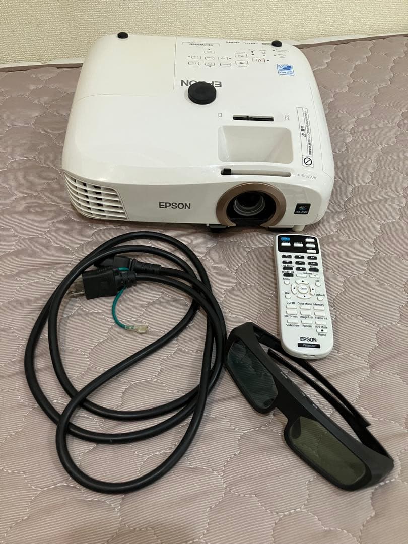 EPSON EH-TW5350プロジェクター本体 リモコン・3Dメガネ付