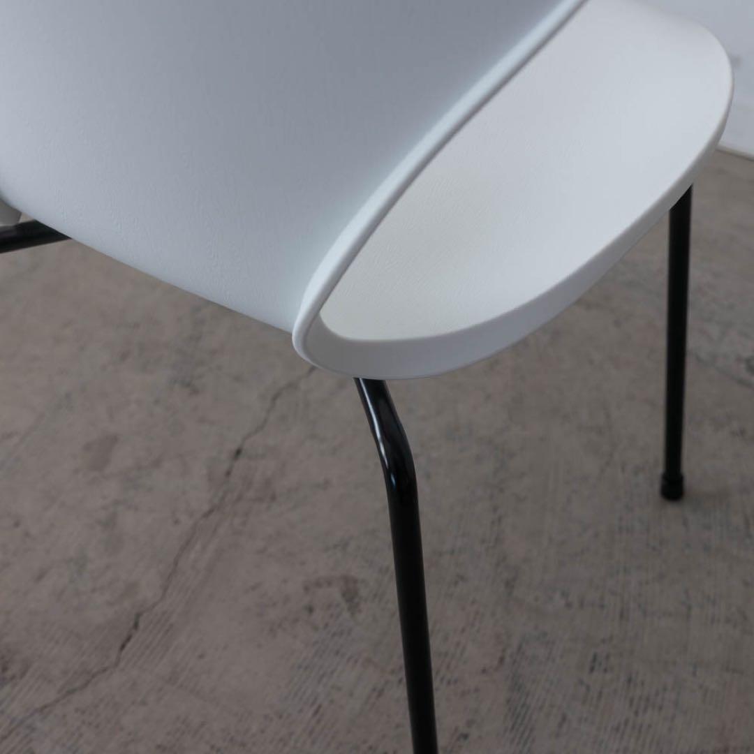 ホワイト ダイニングチェア シンプルデザイン