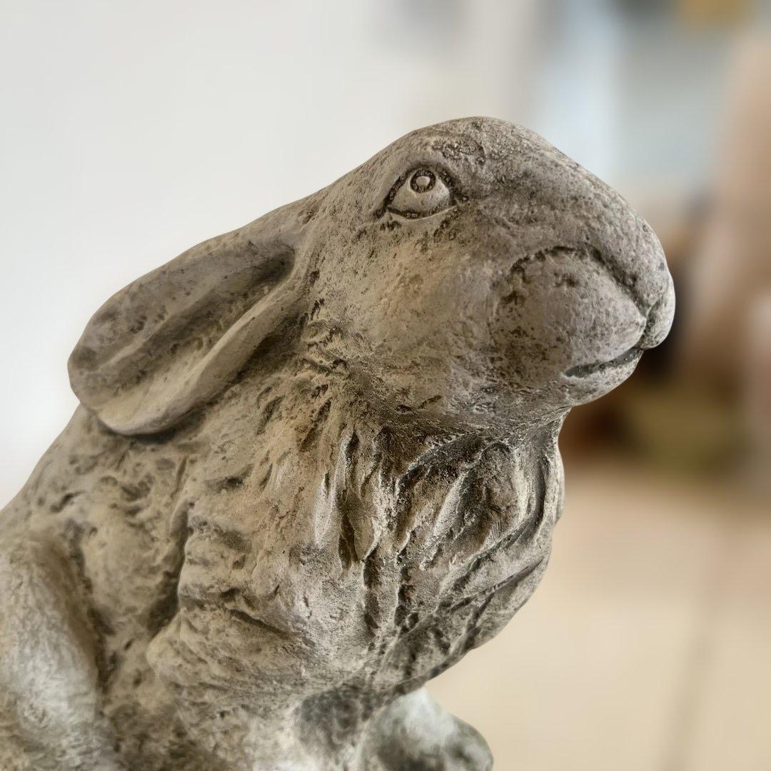 英国ガーデンオーナメントコンクリートウサギ